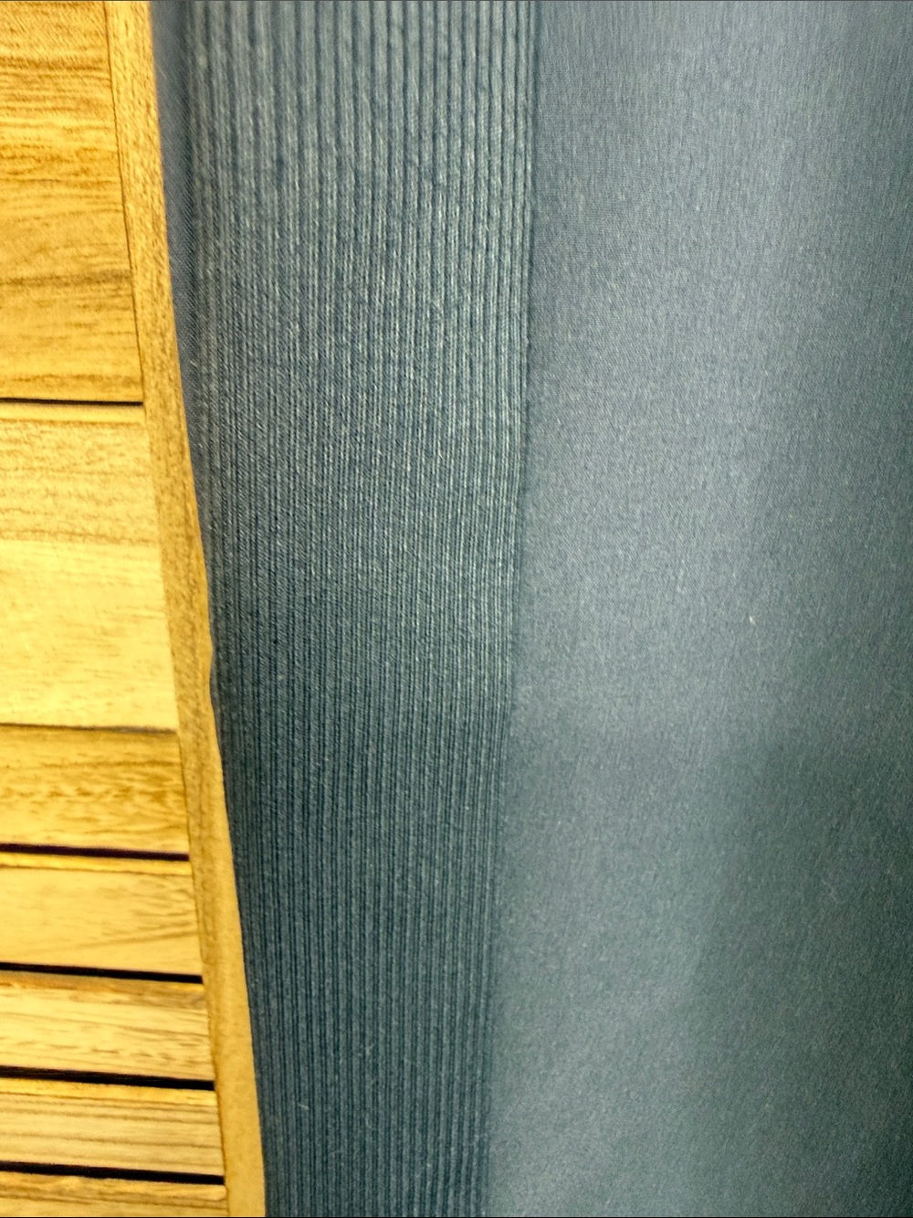 Chico's Classic Blue Stretch Zip-Pocket Pants Size 8 - Picture 4 of 14